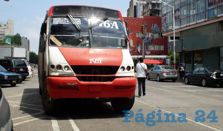 Tras “demolerse” la comisión tarifaria para dar paso a una comité de validación de la tarifa del transporte público, queda en el aire qué pasará en caso de que no se valide el costo del camión, si se mantendrá o si tendría que hacerse un nuevo estudio o quién determinaría lo que sigue, por lo que podría negociarse un aumento a espaldas de la sociedad/Foto: Archivo Página 24