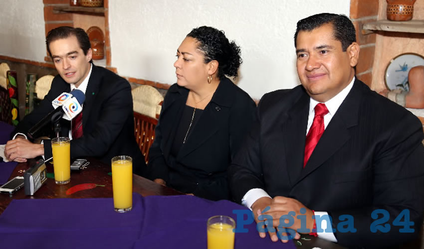 Rueda de prensa de regidores del PRI (Foto: Eddylberto Luévano Santillán)