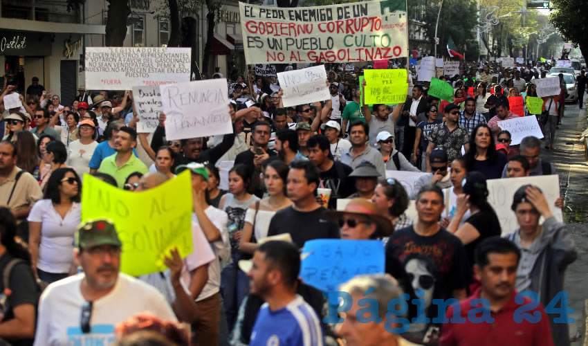 La colusión de los partidos políticos para avalar la reforma energética y dar paso a los gasolinazos sólo demuestra lo podrido que se encuentra el sistema/Fotos: Cuartoscuro