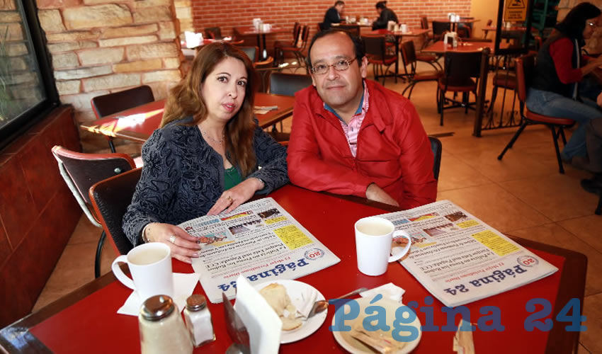 En Las Antorchas compartieron el pan y la sal Altagracia Díaz de León y Arturo Esparza Alonso