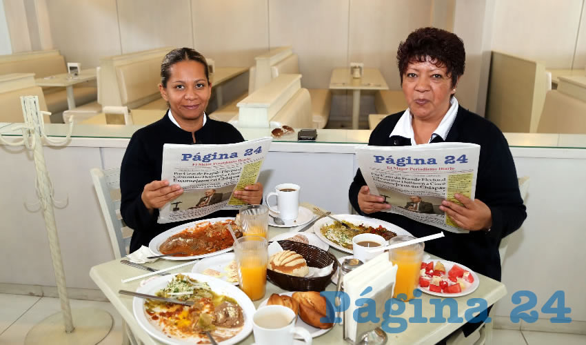 En el restaurante Del Centro compartieron el pan y la sal Oralia Mata Morales e Irma Navarro Pérez