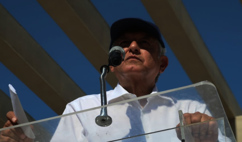 Ciudad Acuña, Coahuila.- El presidente nacional de Morena, Andrés Manuel López Obrador (Foto: Morena)