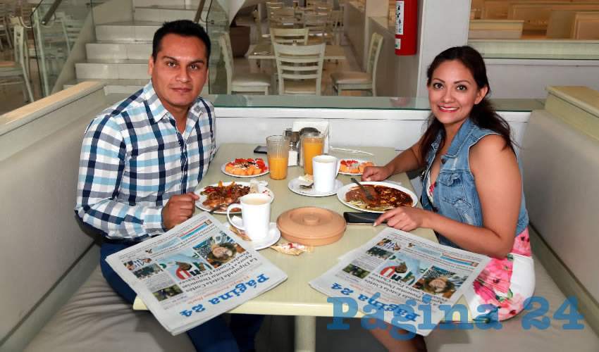 En el restaurante Del Centro almorzaron Santiago Reyes Valdivia y Flor Ortiz Villalobos