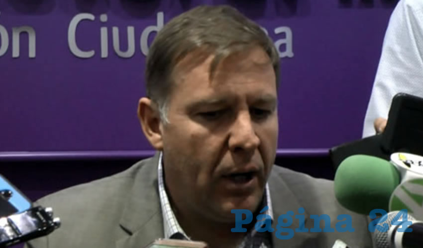 Luego de la consulta “estaremos notificando a quien sea el responsable de la obra para que ellos digan si están de acuerdo o no con la opinión y que de alguna manera si no es coincidente a visión de quien está como responsable de la obra y la opinión ciudadana se justifica y se publique”, de acuerdo con Guillermo Alcaraz, presidente del IEPC Jalisco/Foto: Francisco Andalón López