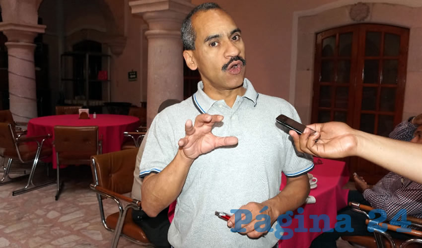 Jaime Robledo Martínez: “Con sus dispositivos, ya sea con su celular, con su cámara compacta, o cámara de lentes intercambiables, los aprovechen al máximo a todas sus capacidades, que no por una insuficiencia de equipo dejen de buscar elementos para expresarse”