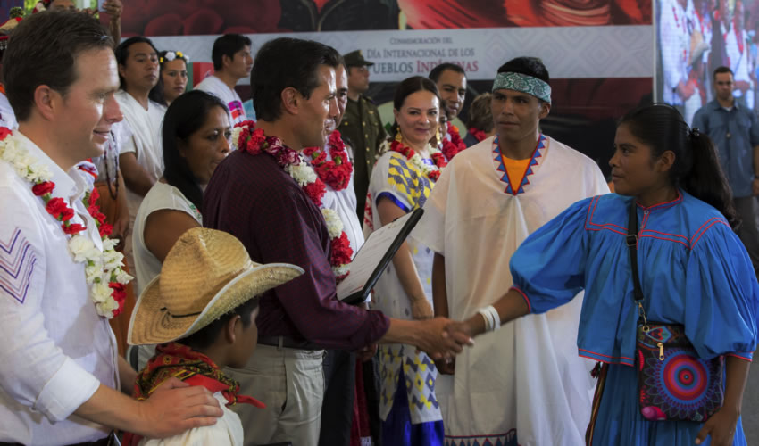 Chiapa de Corzo, Chiapas.- El presidente Enrique Peña Nieto encabezó la conmemoración del Día Internacional de los Pueblos Indígenas (Foto: Presidencia)