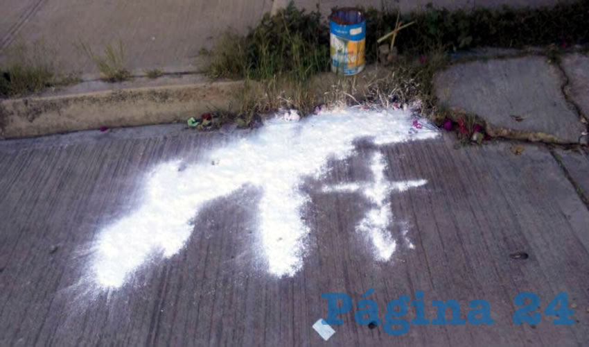 Con cal, cubrieron el charco de sangre