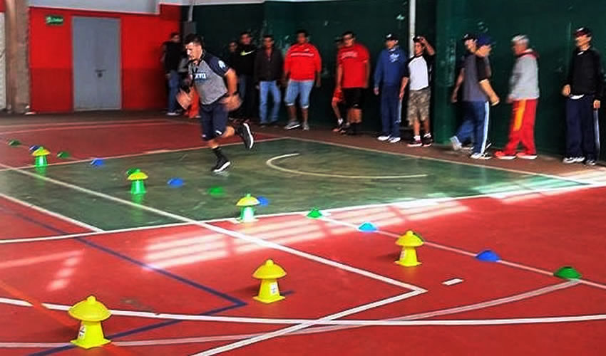 Javier Méndez imparte Modelo de Entrenamiento Integral para Béisbol