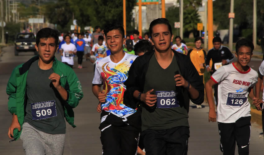 En esta carrera participaron cerca de mil 400 deportistas en las diversas categorías convocadas