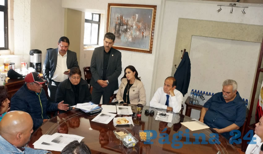Cuauhtémoc de la Rosa, habitante de la comunidad de Salaverna en el Municipio de Mazapil: “No tuvo por qué interceder Gobierno del Estado, ya que en otra ocasión habían dicho que era un litigio entre dos (la comunidad de Salaverna y la minera Frisco Tayahua)” (Foto Merari Martínez Castro)
