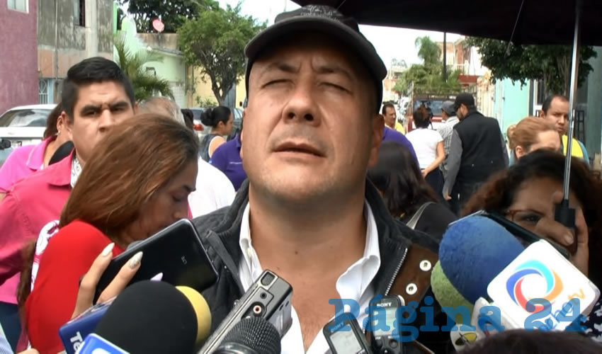 Tan aguerrido que es con los medios, ayer el alcalde Enrique Alfaro calló tras ser cuestionado por las bajezas que emplea como “método de selección” de artistas urbanos, tal como denunciara en sus redes sociales la artista plástica María Fernanda Leaño/Fotos: Cortesía