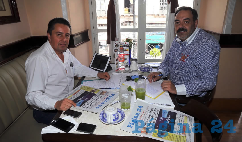 En Sanborns Francia departieron José de Jesús Altamira Acosta, titular de la Sicom, y Francisco Javier Rodríguez Anaya