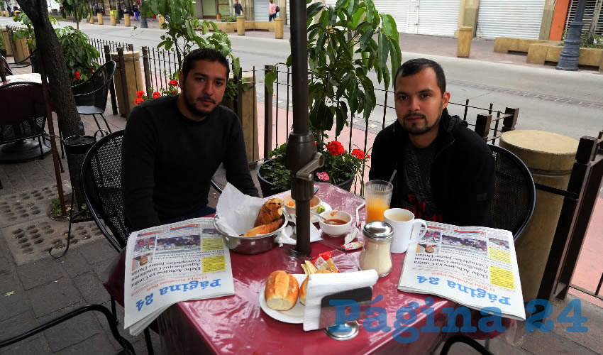 En el restaurante Las Antorchas compartieron el pan y la sal Alfonso Garduño Mendoza y Raúl Rodríguez