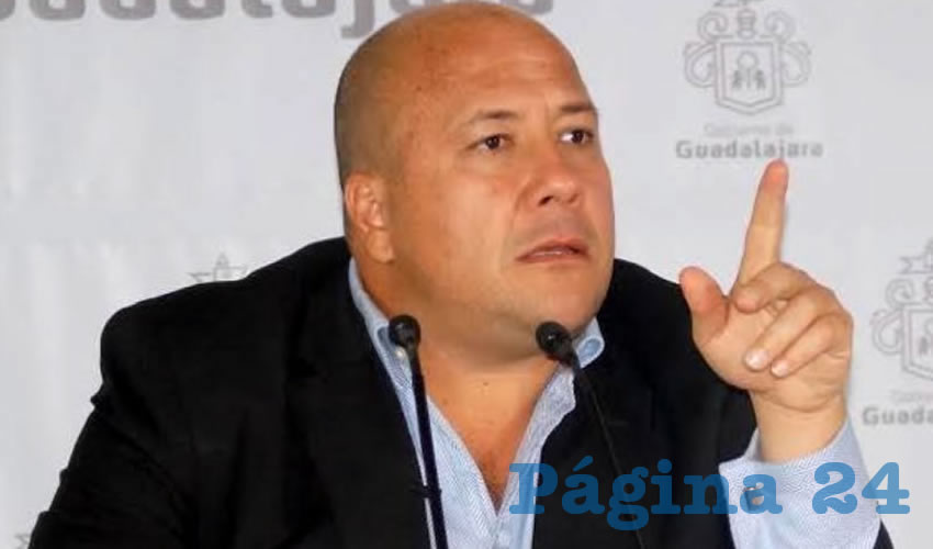 “A quienes señalan que el gobierno malbarató el predio, si se les hizo tan barato pudieron haberlo comprarlo ellos”, tronó el alcalde Enrique Alfaro en contra de quienes criticaron la venta del terreno 62 millones de pesos por debajo del valor inicial contemplado en cabildo/Foto: Archivo Página 24
