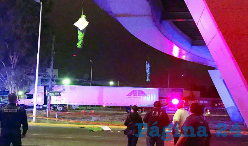 Tres cadáveres fueron colgados de un paso a desnivel ubicado en Periférico y Tutelar, en el municipio de Zapopan, el pasado 8 de julio, como resultado de la pugna entre las células del CJNG/Fotos: Especial