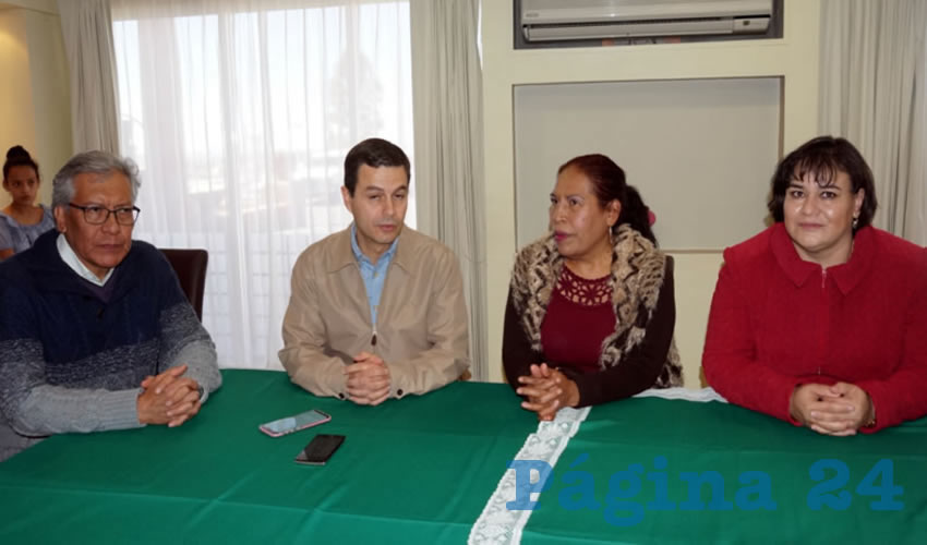 Francisco Javier Martínez Muñoz, director del Issstezac, señaló que la confusión se dio por los cambios del evento que se dieron de último momento, y porque muchos de los pensionados proceden de diversos municipios y no se les pudo contactar para hacerles saber el cambio de día (Foto Merari Martínez Castro)