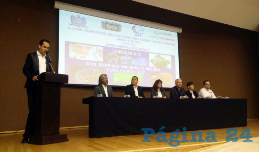 Al dar la bienvenida a los estudiantes provenientes de diferentes municipios del estado el rector, Antonio Guzmán Fernández, subrayó que con este tipo de eventos la UAZ se legitima y se reactiva