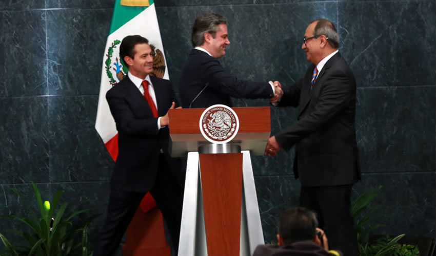 Ciudad de México.- Aurelio Nuño Mayer confirmó su salida del gabinete del priísta Enrique Peña (Foto: Cortesía/Presidencia)