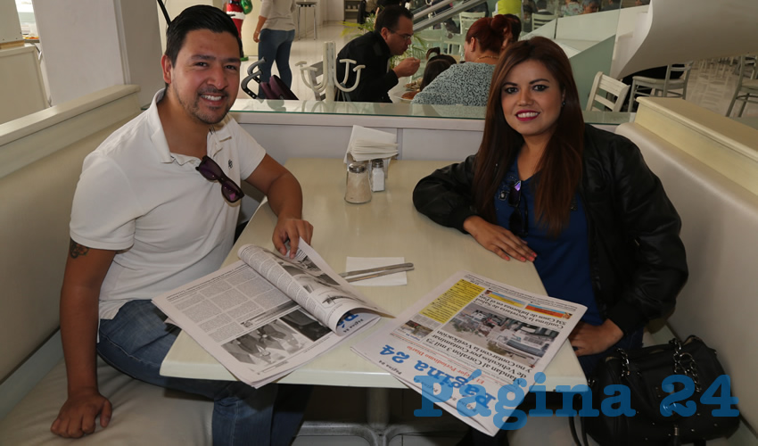 En el restaurante Del Centro desayunaron Carlos Chávez Andrade y Miriam González Cervantes