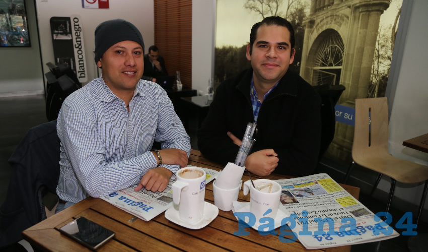 En Café Punta del Cielo departieron Javier Ornelas Iñiguez, abogado, y Diego Vázquez