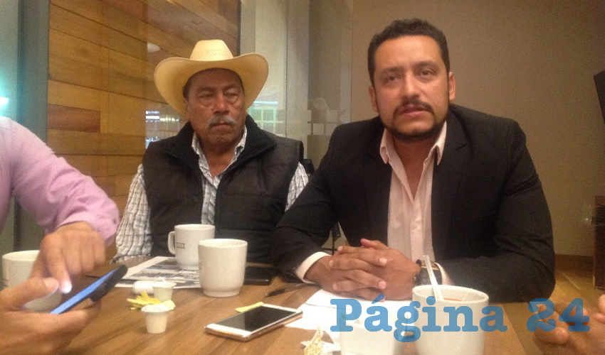 Edgar Fausto, abogado del ejido del Colli, señaló que el gobierno a cargo de Pablo Lemus ha sido omiso en indemnizar a los ejidatarios tras tomar cuatro hectáreas de terreno para ampliar la calle Ecónomos; el reiterado incumplimiento podría costarle al mandatario y a varios funcionarios desde sanciones económicas hasta la destitución de cargos/Foto: Francisco Tapia