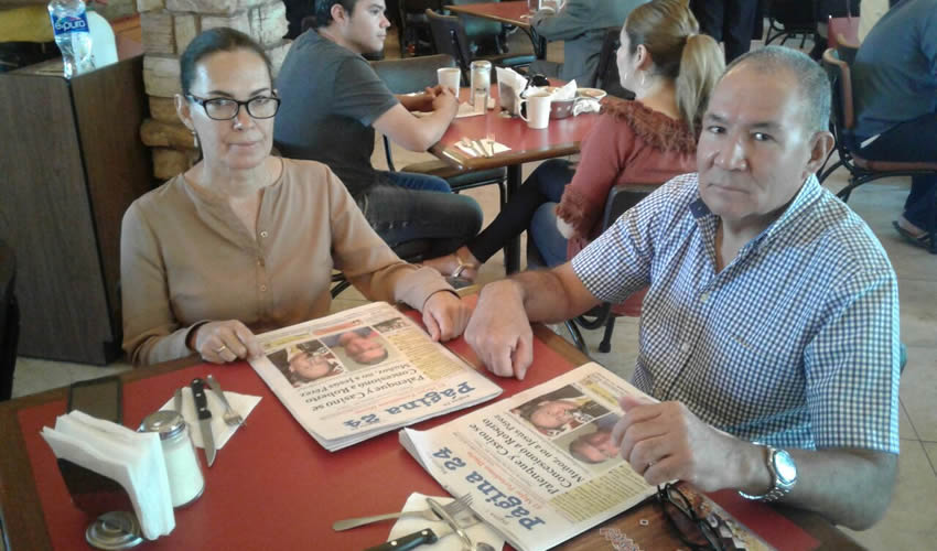 En el restaurante Las Antorchas desayunaron Delia Ibarra y César Jiménez