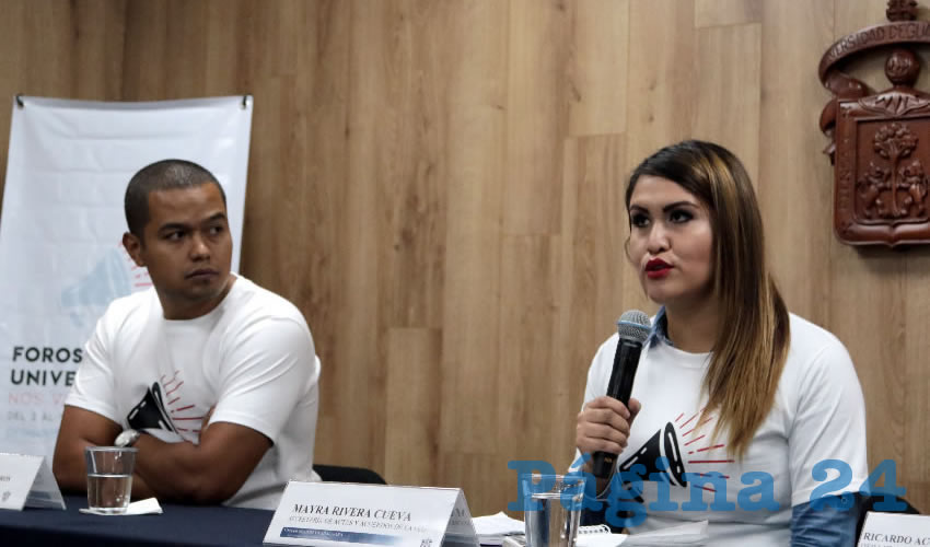 De acuerdo con Mayra Rivera Cueva, secretaria de Actas y Acuerdos de la Federación de Estudiantes Universitarios, con este ejercicio se pretende que Jalisco “se posicione como el estado en donde más jóvenes participen en la votación del primero de julio”, pero que sea un voto razonado, remarcó/Foto: Elizabeth Ríos Chavarría