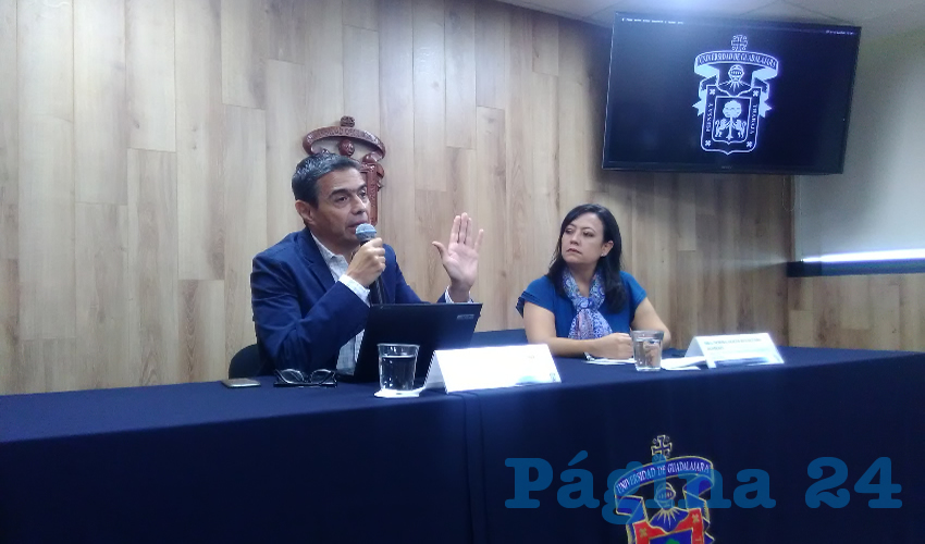 Para Flavio Meléndez Zermeño, especialista en salud mental de la UdeG, el fiscal en personas desaparecidas “tendría que renunciar ya, lo digo a título personal. Se ve que no tiene ni la más remota idea, no conoce del problema, (ha dicho) cosas verdaderamente graves, por ejemplo esto de que para las familias es peor salir a protestar”/Foto: Elizabeth Ríos Chavarría