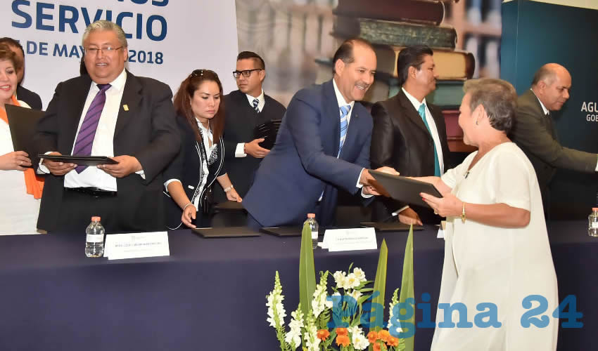 El gobernador Martín Orozco Sandoval asistió a los festejos por el Día del Maestro 2018, en honor a la gran labor que realizan a diario por la calidad educativa en el estado