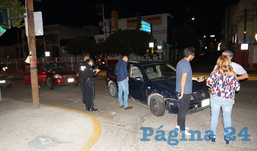 El percance ocurrió en el cruce de avenida Adolfo López Mateos y calle General Vicente Guerrero
