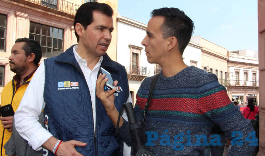 Rafael Flores Mendoza, candidato al senado de la República, por el Partido de la Revolución Democrática (PRD): “Eso lo queremos ver en todos y cada uno de los homicidios que hay en Zacatecas, que no haya impunidad, porque saben que no pasa nada y lo siguen haciendo, y nomás parece que se activan cuando una víctima es algún comerciante importante o político importante”. (Foto: Rocío Castro Alvarado)