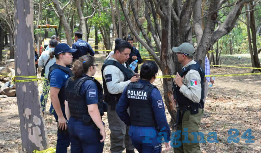 En su empeño por imponer un parque urbano en Arboledas del Sur, el alcalde tapatío Enrique Ibarra, regidores, comisario y funcionarios involucrados en el proyecto podrían ser imputados pues desobedecieron el mandato judicial otorgado a vecinos del lugar/Fotos: Francisco Tapia