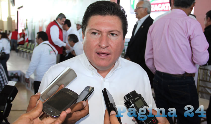 Adolfo Bonilla Gómez: Cualquier animal que no tenga su arete será considerado como abigeato ya que con este artefacto los ganaderos podrán mover sus reses a cualquier parte del estado, incluso del país (Foto: Archivo/Página 24)