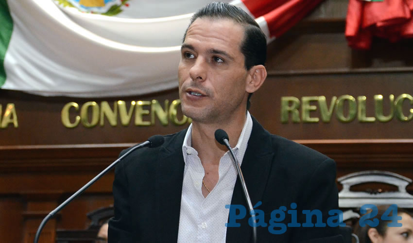 Oswaldo Rodríguez García, diputado local del partido MC