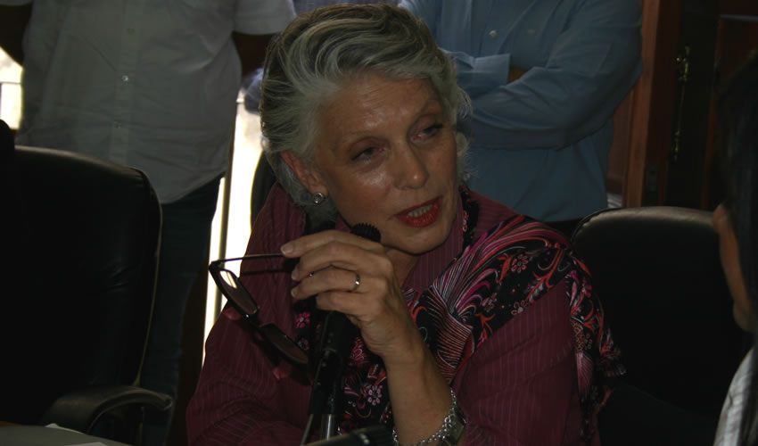 La secretaria de Cultura, Myriam Vachez Plagnol, minimizó la queja de los músicos que dicen sufrir maltratos por parte del director de la OFJ, al señalar que se trata sólo disciplina/Foto: Francisco Tapia