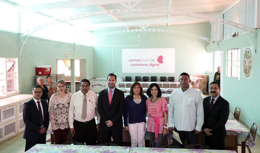 En el plantel Esteban S. Castorena se inauguró la remodelación de la infraestructura sanitaria, permitiendo que los niños dispongan de instalaciones dignas
