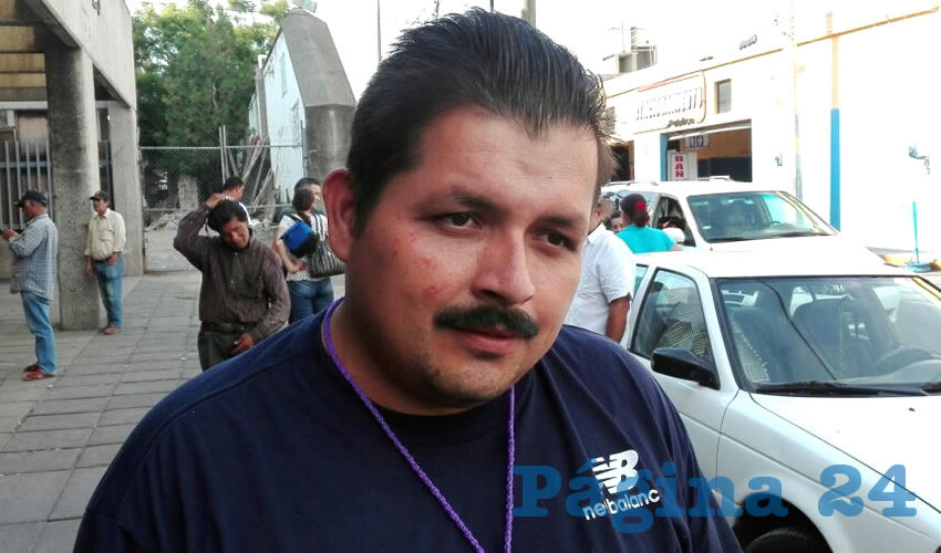 “Llevar el alimento a quienes lo necesitan, nosotros lo hacemos igual que otras organizaciones, no lo hacemos diario porque no nos ajusta el dinero, se necesita mucho para esto”, manifestó Francisco, uno de los iniciadores de esta altruista labor 