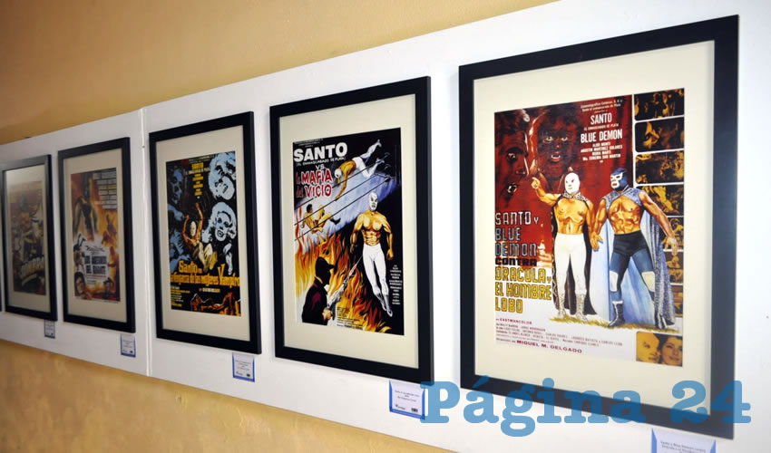 Principalmente, la exposición contiene afiches de los largometrajes más conocidos en el país, donde los exponentes de la lucha libre mexicana fueron íconos del séptimo arte en tiempos donde los superhéroes eran más reales y parte de la sociedad (Foto: Alberto Núñez Hernández)