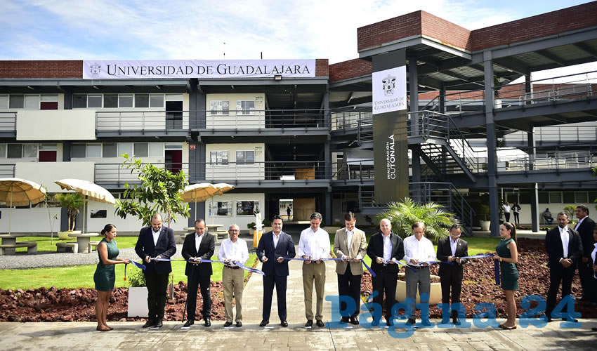 El CUTonalá actualmente alberga a cinco mil estudiantes y con 400 millones de pesos podría dar cabida a 15 mil estudiantes, cantidad que le pidió el rector de este centro, Ricardo Villanueva Lomelí, al secretario de Educación, Aurelio Nuño, quien evadió la petición/Foto: Cuartoscuro 