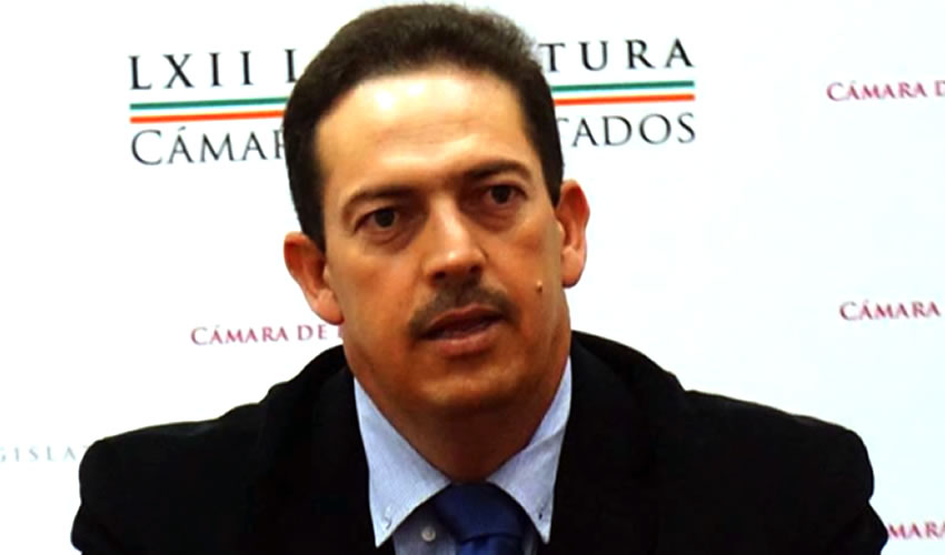 El ex diputado federal panista Raudel López López, en problemas