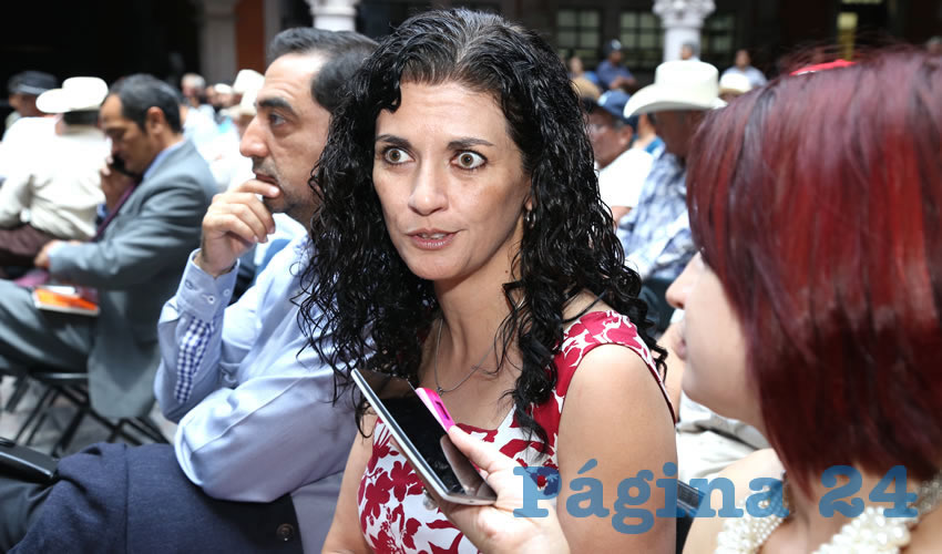 Laura Lorena Alba Nev&aacute;rez, delegada de la SEP (Foto: Eddylberto Lu&eacute;vano Santill&aacute;n)