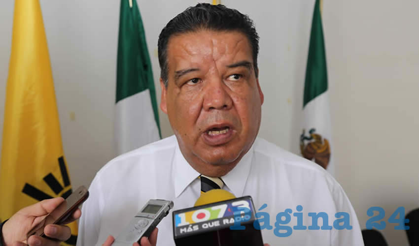 Francisco Javier Flores Flores, dirigente de Cimientos del Magisterio (Foto: Eddylberto Luévano Santillán)