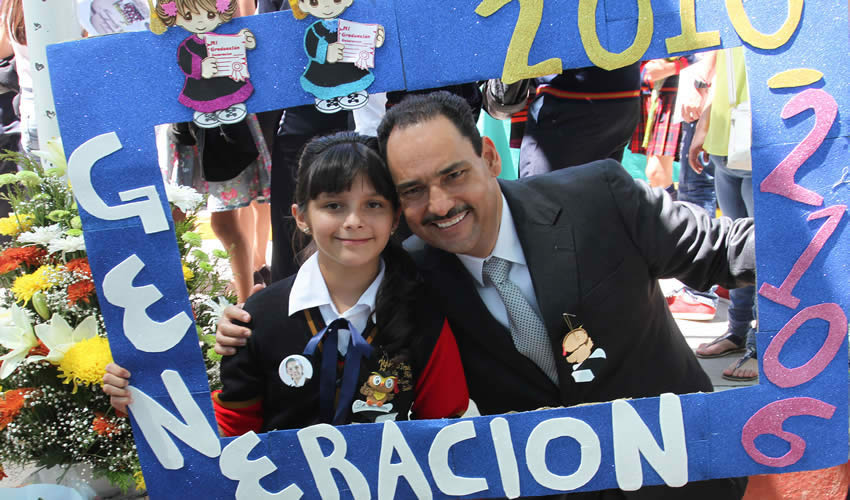 El alcalde JAMC apadrinó a graduados de la Escuela Secundaria “Leyes de Reforma”
