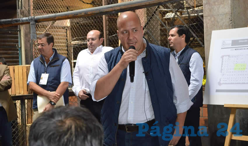 El alcalde Enrique Alfaro exigió al presidente del Colegio de Ingenieros que presente los dictámenes que demuestran que 90% de los mercados de Guadalajara se encuentran en el olvido, porque según dijo el mandatario, él sólo ha contado 14/Foto: Francisco Tapia 