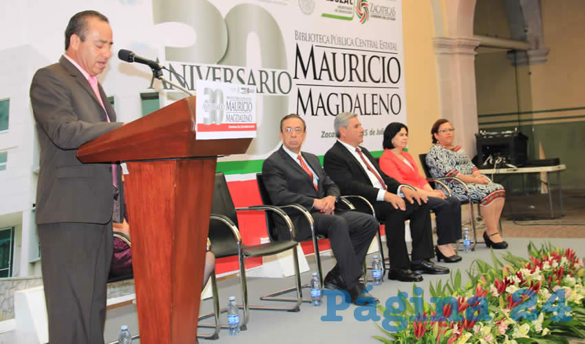 Agustín Veyna Trejo: Esta biblioteca es una de las más bellas en el México actual, y sus salas están registradas en el Archivo Histórico de la Nación (Foto: Rocío Castro Alvarado)
