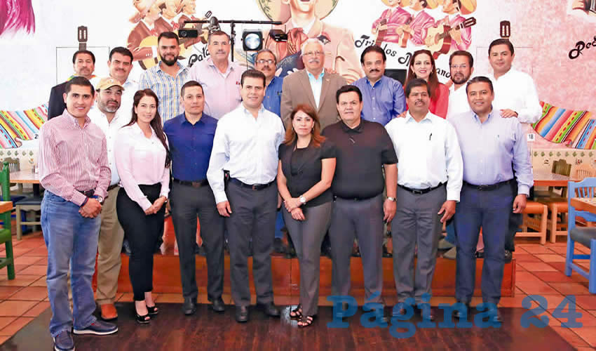 Chicago, Illinois.- Se reúne con el Consejo de Federaciones Zacatecanas (COFEZAC)