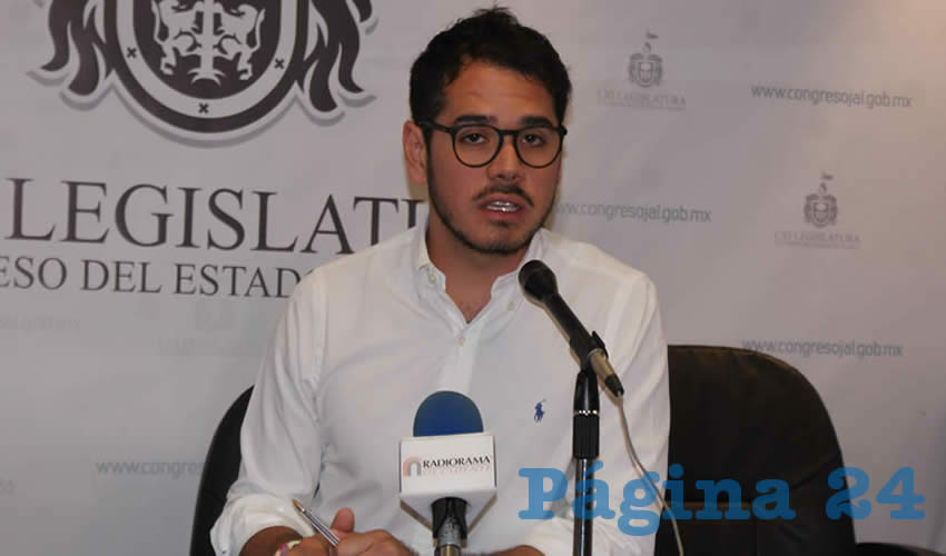 “A mi gusto le vienen bien a la ciudad porque ayudan a bajar el costo de los traslados y es realmente un aprovechamiento de la tecnología en beneficio de la ciudad, pero las empresas son libres de decidir si le entran a este tipo de modelos o si continúan con la forma tradicional”, manifestó Alejandro Hermosillo, diputado local por MC/Foto: Archivo Página 24