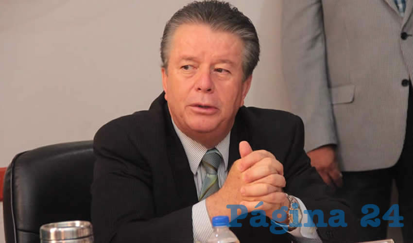 El diputado local José García Mora, del Partido Nueva Alianza (Panal), aseguró, pese a estar de acuerdo con la reforma educativa, que en la materia el país aún está lejos de lograr la normalidad mínima requerida para el aprendizaje/Foto: Francisco Tapia