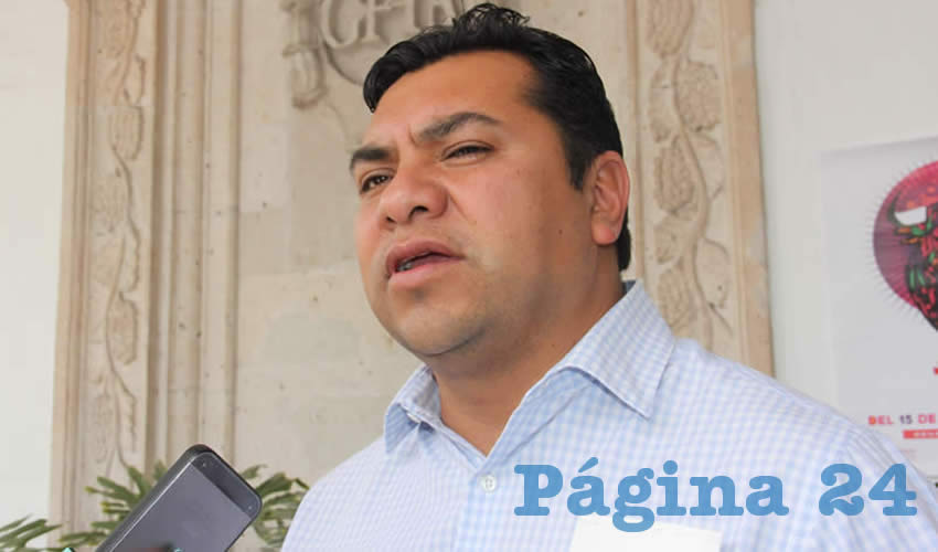 Normando L&oacute;pez Meixueiro, secretario general de la FSTSE