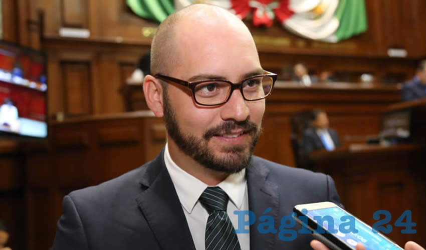 Jos&eacute; Israel Sandoval Mac&iacute;as, legislador local